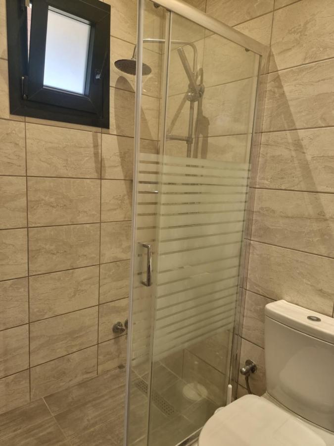 Feakes Apartments Arillas Agiou Georgiou Esterno foto