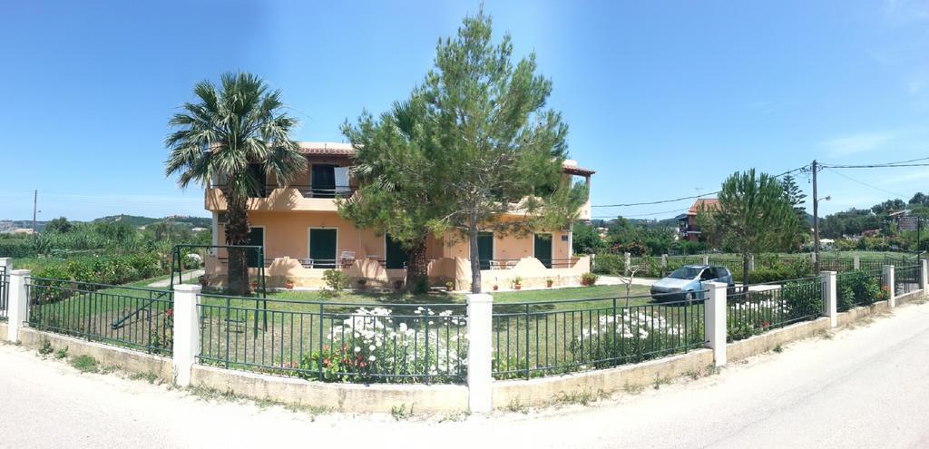 Feakes Apartments Arillas Agiou Georgiou Esterno foto