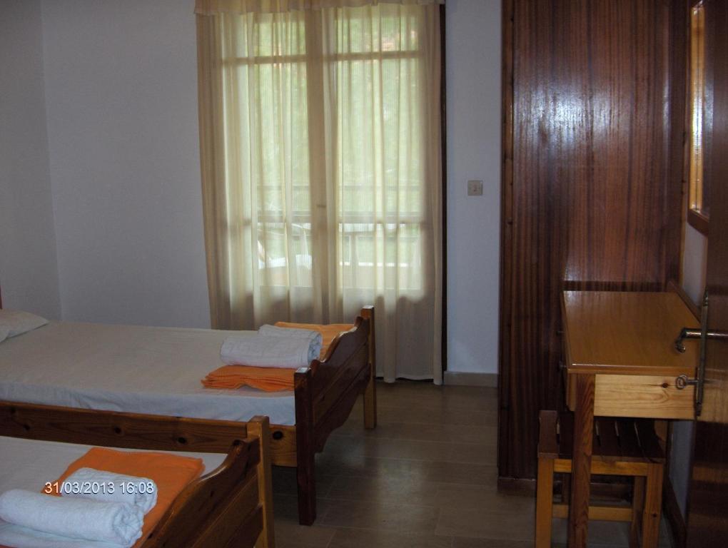 Feakes Apartments Arillas Agiou Georgiou Esterno foto